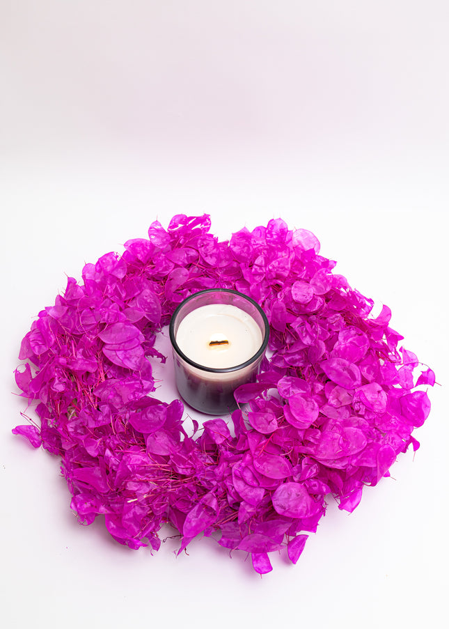 Coroniță Decorativă Lunaria Fucsia – Aranjament din Plante Naturale Uscate, Magenta Vibrant