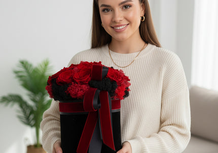 Aranjament 15 Trandafiri Criogenați Roșii, Cutie Catifea