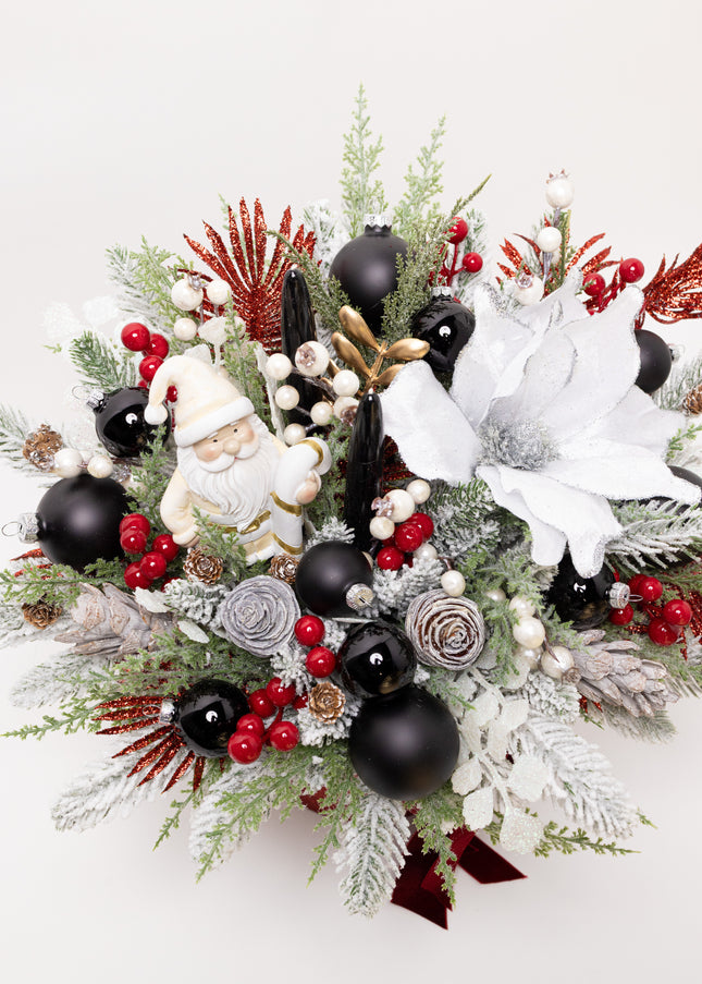 Aranjament de Lux „Santa's Velvet Grace” cu Brad 4D
