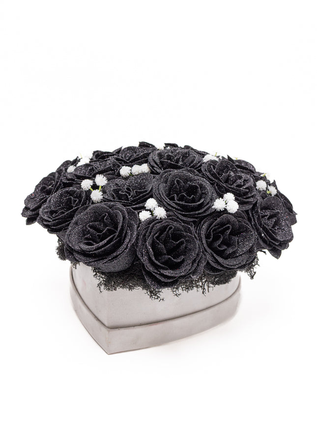 Aranjament "Black Diamond" în Cutie Inimă Albă