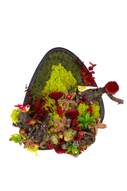 Tablou „Crimson Grove” cu licheni stabilizați și accente roșii – decor natural cu elemente botanice