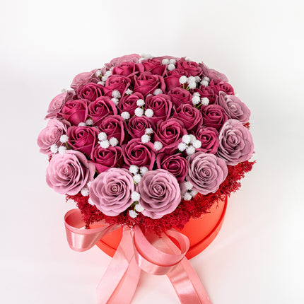 Aranjament Lux Trandafiri Săpun Magenta-Roz, Cutie Roșie