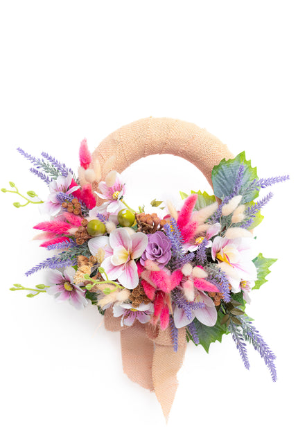 Coroniță Florală Handmade „Boho-Chic Dream” – Aranjament cu Iută, Flori Exotice și Accente de Lavandă