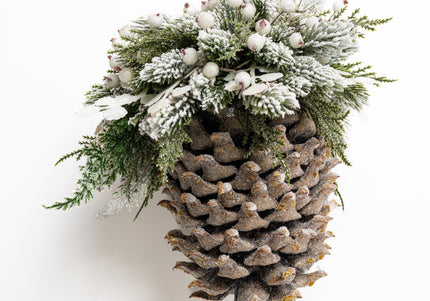 Ornament de Crăciun Premium „Frosty White Pinecone”