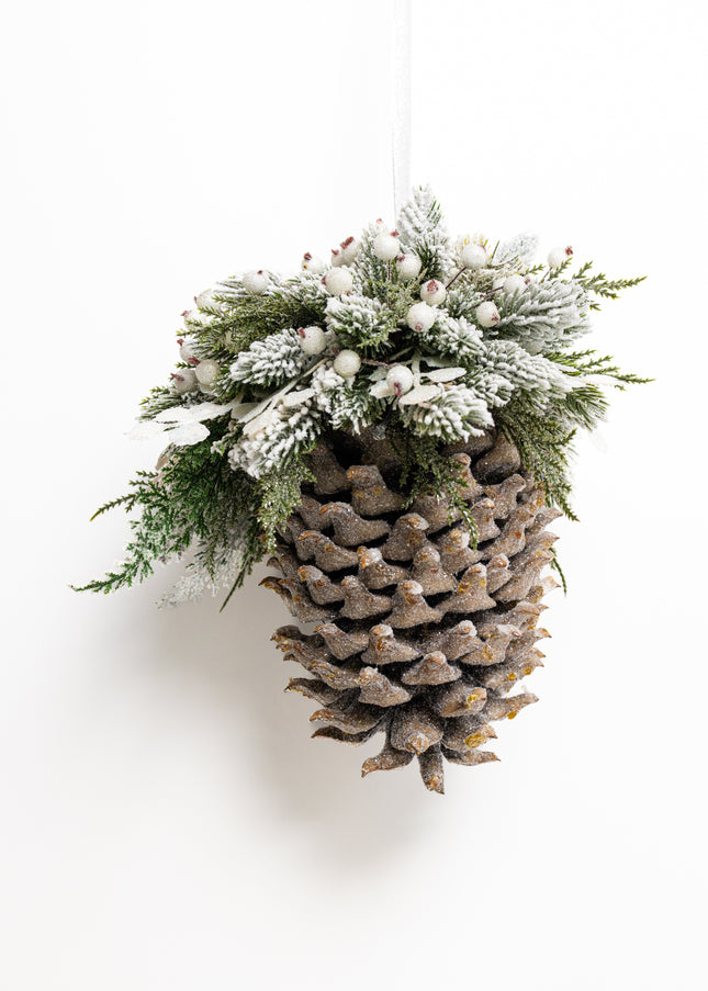 Ornament de Crăciun Premium „Frosty White Pinecone”
