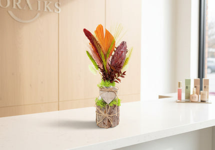Aranjament Floral „Amber Heart” în Bază de Scoarță Naturală – Decor Handmade cu Protea Bordo, Palmier Portocaliu și Spice de Grâu