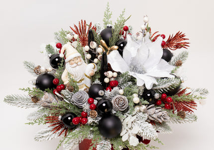Aranjament de Lux „Santa's Velvet Grace” cu Brad 4D
