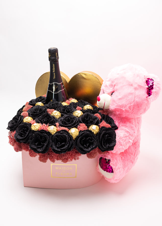 Aranjament Inimă 31 Trandafiri Săpun Negri (Glitter), Șampanie & Ursulet