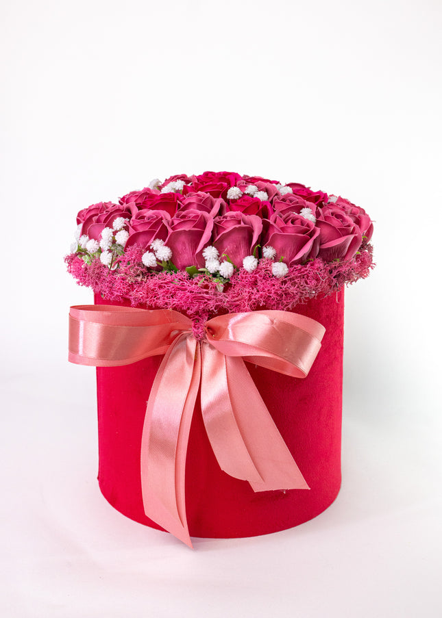 Aranjament Lux Trandafiri Săpun Roșii, Cutie Catifea