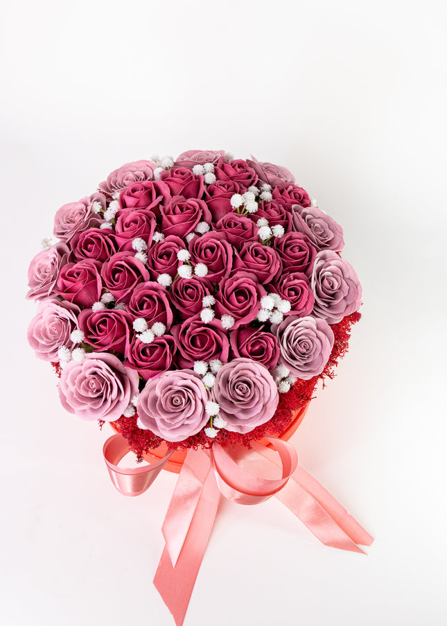 Aranjament Lux Trandafiri Săpun Magenta-Roz, Cutie Roșie