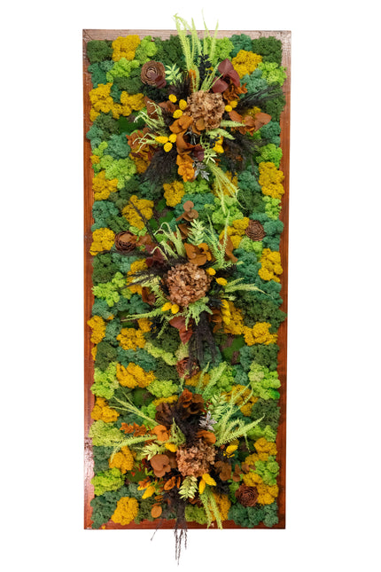 Tablou Biophilic Vertical „Golden Forest” – Panou Handmade cu Mușchi Stabilizați și Accente Botanice Premium