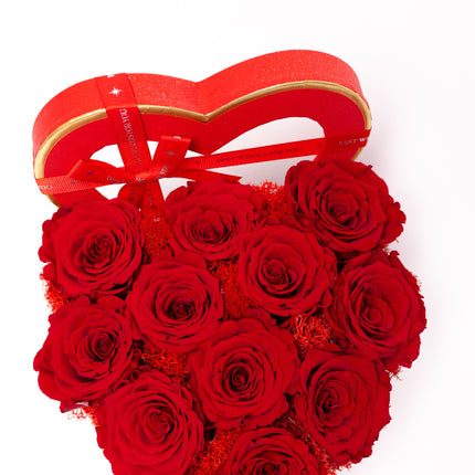 Aranjament Inimă Lux, 11 Trandafiri Criogenați Roșii
