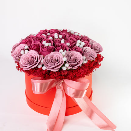 Aranjament Lux Trandafiri Săpun Magenta-Roz, Cutie Roșie