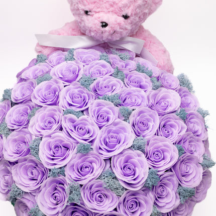 Aranjament Grandios 51 Trandafiri Imperiali Săpun Mov & Ursulet