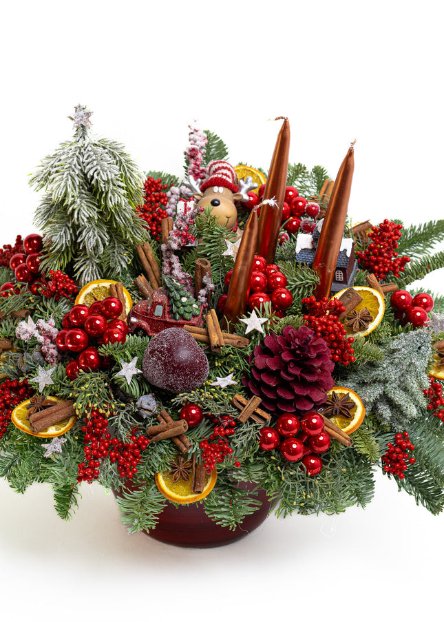 Aranjament Festiv „The Red Car & Snowy Village”