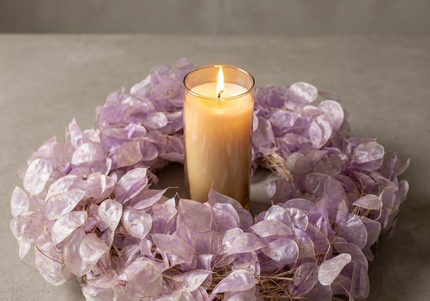 Coroniță Decorativă din Lunaria Mov – Aranjament Natural din Plante Uscate