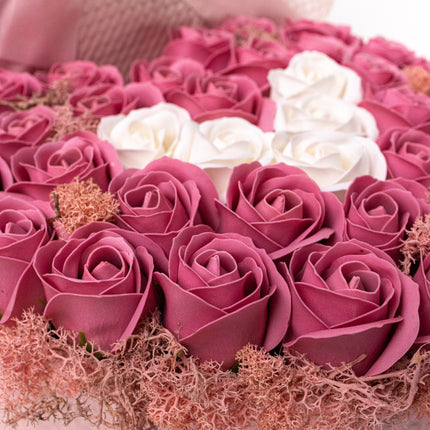 Aranjament Inimă Lux Trandafiri Săpun Roz-Alb