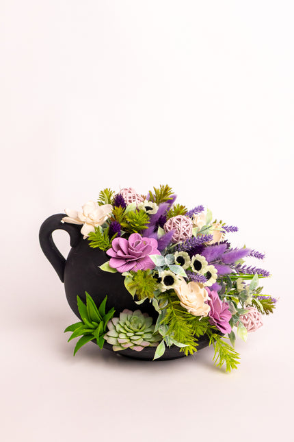 Aranjament floral „Lavender Charm” – compoziție în vas decorativ