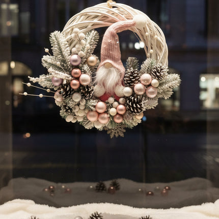 Coroniță Crăciun "Pink Gnom" pe Lemn Natural Împletit