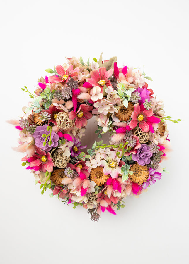 Coroniță Florală „Wildflower Celebration” – Aranjament Handmade Bogat cu Flori Uscate, Criogenate și Accente Boho