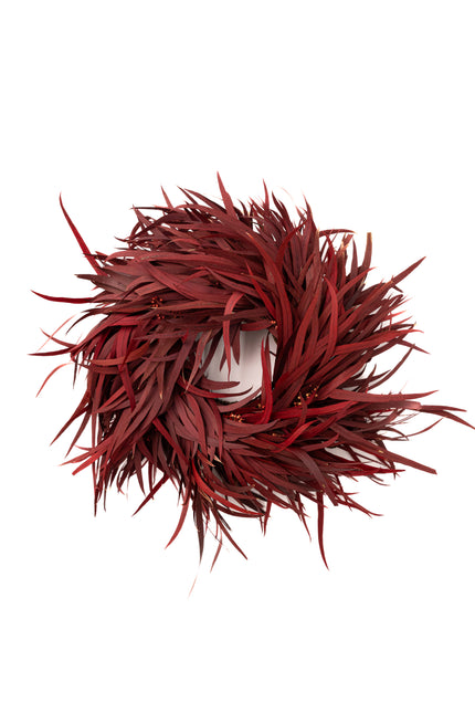 Coroniță Decorativă Handmade „Crimson Breeze” – Aranjament Circular din Eucalipt Roșu Burgund