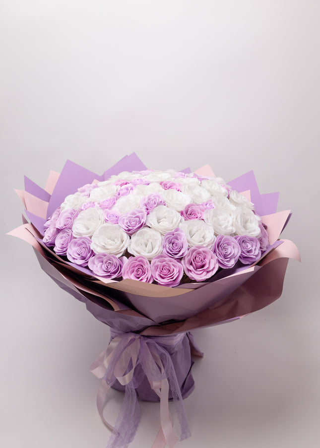 Buchet de Lux „Lavender Diamond Bouquet” cu 101 Trandafiri Imperiali