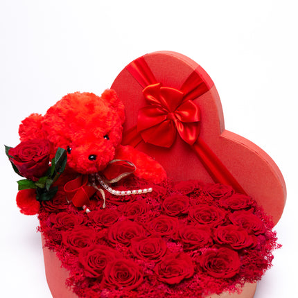 Aranjament Inimă Lux 27 Trandafiri Criogenați Roșii & Ursulet