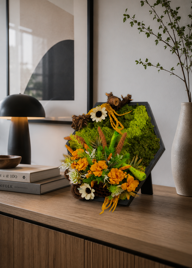 Tablou decorativ „Amber Garden” – cu mușchi și flori