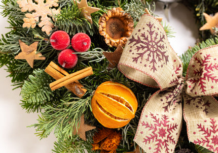 Coroniță Crăciun "Burgundy Snowflake" Mix Brad Natural