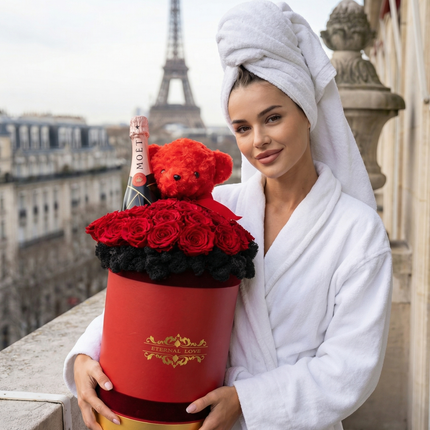 Aranjament de Lux „Eternal Crimson” cu Moët și Catifea