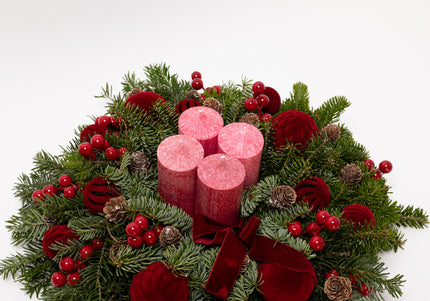 Aranjament Crăciun Advent "Velvet Crimson" din brad Nobilis