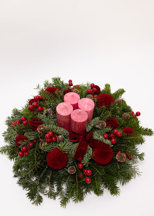 Aranjament Crăciun Advent "Velvet Crimson" din brad Nobilis