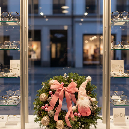 Coroniță Crăciun "Pink Gnomon" din Brad Nobilis