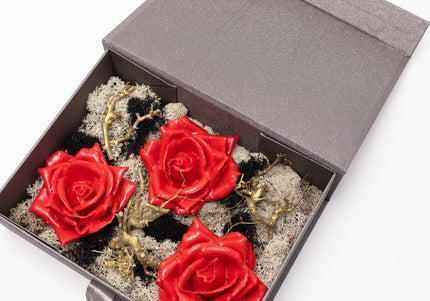 Aranjament de Lux "Red Saphir Heritage" cu Trandafiri Metalici