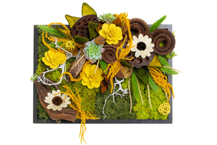 Tablou decorativ „Meadow Glow” – compoziție botanică cu mușchi și flori naturale
