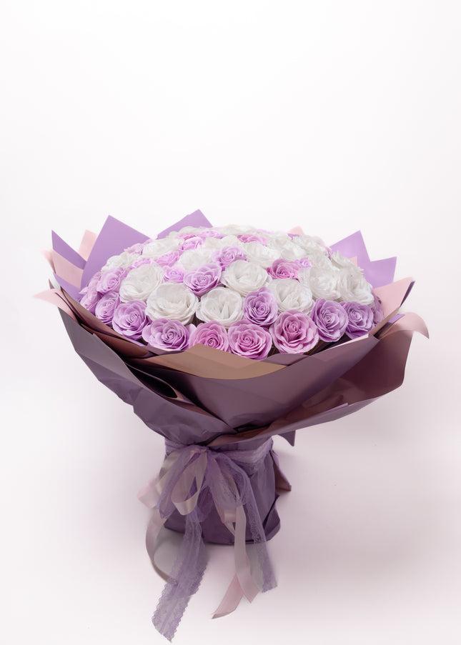 Buchet de Lux „Lavender Diamond Bouquet” cu 101 Trandafiri Imperiali