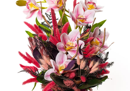 Aranjament floral „Pink Aura” în vas ceramic – orhidee roz și accente decorative
