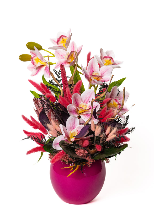 Aranjament floral „Pink Aura” în vas ceramic – orhidee roz și accente decorative