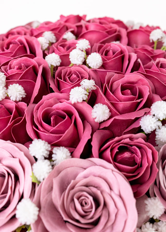 Aranjament Lux Trandafiri Săpun Magenta-Roz, Cutie Roșie