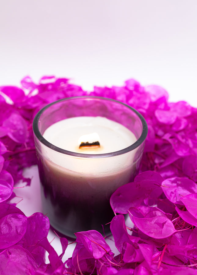 Coroniță Decorativă Lunaria Fucsia – Aranjament din Plante Naturale Uscate, Magenta Vibrant