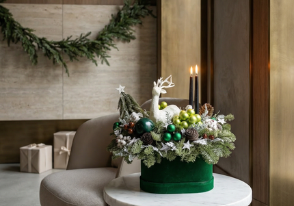 Aranjament Festiv „Emerald Forest & White Deer”