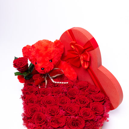 Aranjament Inimă Lux 27 Trandafiri Criogenați Roșii & Ursulet