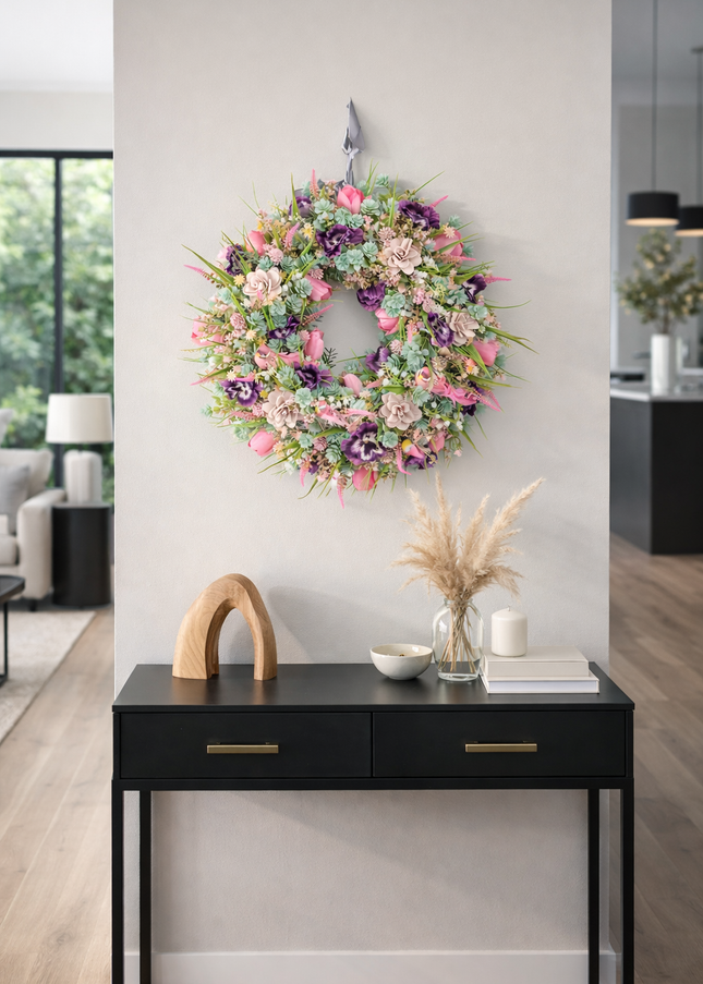 Coroniță florală „Spring Delight” – decor delicat cu flori pastel și accente naturale