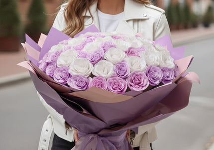 Buchet de Lux „Lavender Diamond Bouquet” cu 101 Trandafiri Imperiali