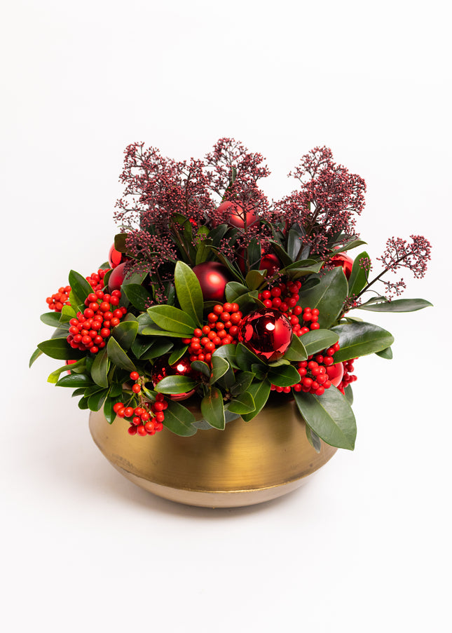 Aranjament Lux FloraArt cu Skimmia în Vas de Cupru