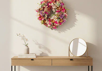 Coroniță Florală „Wildflower Celebration” – Aranjament Handmade Bogat cu Flori Uscate, Criogenate și Accente Boho