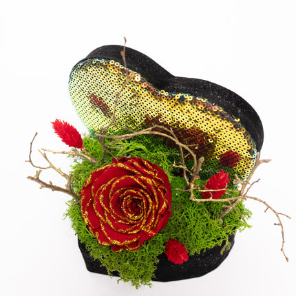 Aranjament Inimă Paiete & Catifea, Trandafir Criogenat Roșu cu Aur