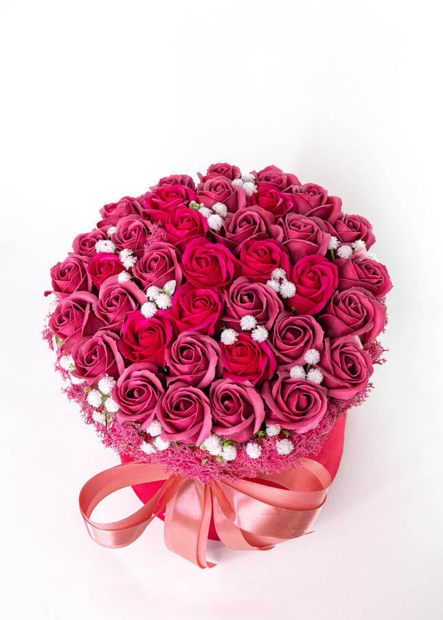 Aranjament Lux Trandafiri Săpun Roșii, Cutie Catifea