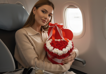 Aranjament Inimă Lux Trandafiri Artizanali Roșu-Alb & Fundă