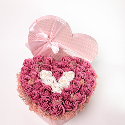 Aranjament Inimă Lux Trandafiri Săpun Roz-Alb